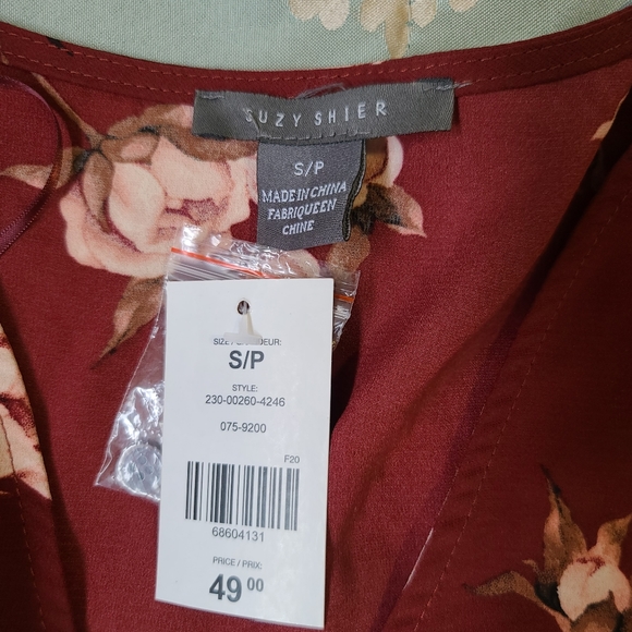 (SOLD) NWT long sleeved maxi dress - Picture 5 of 7